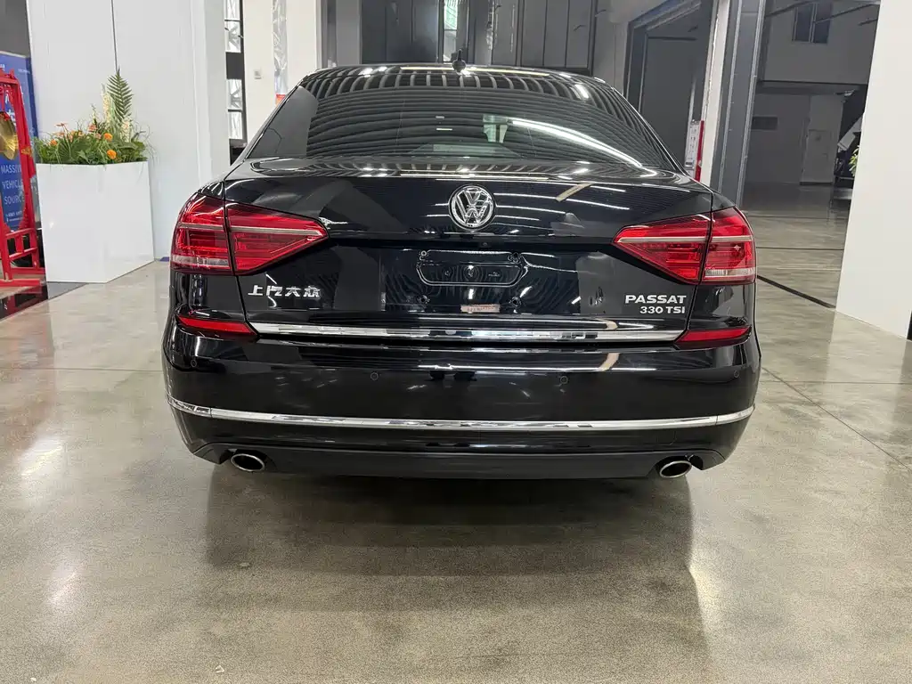 Volkswagen Passat 2019 — фото 11