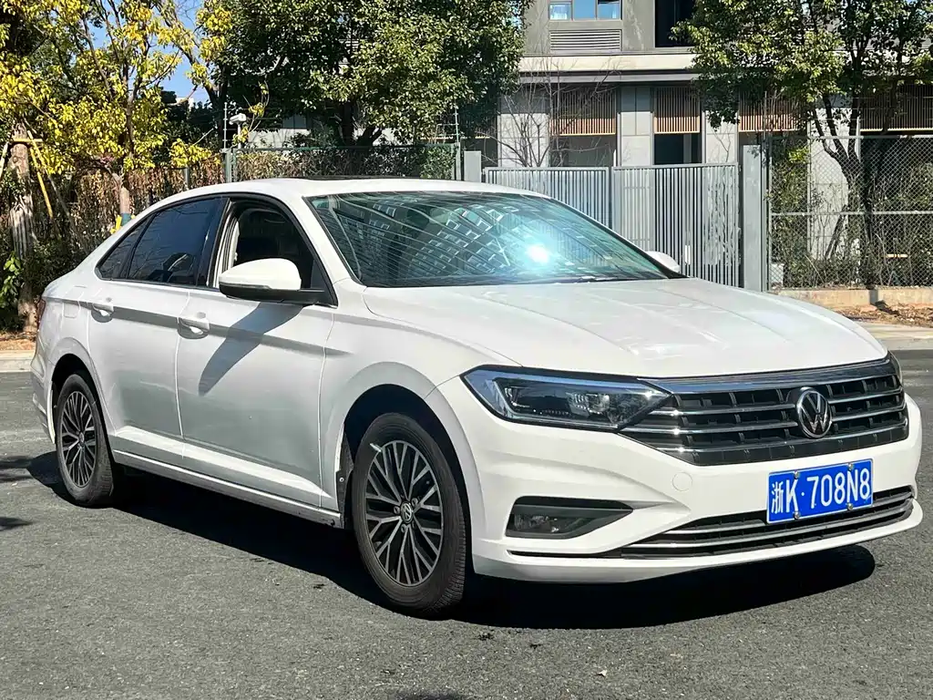 Volkswagen Sagitar 2020