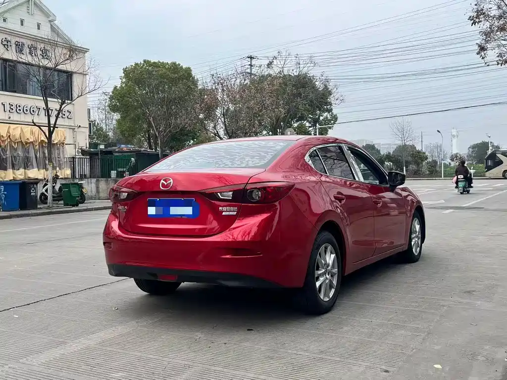 Mazda 3 Axela 2018 — фото 6