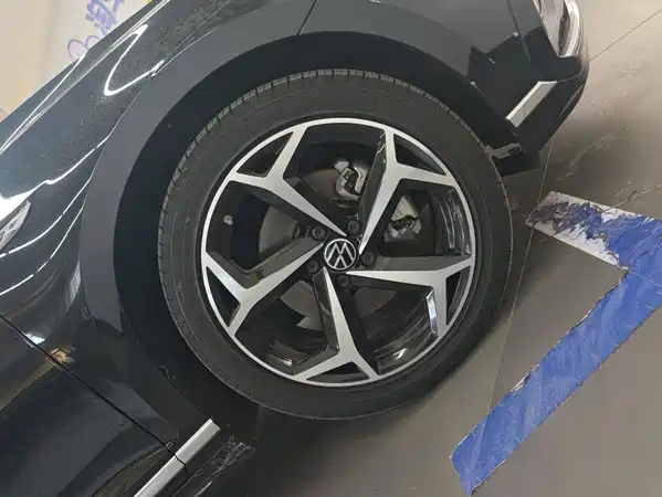 Volkswagen Magotan 2024