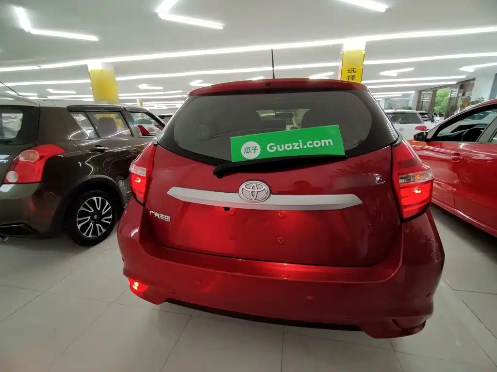 Toyota Yaris L 2019