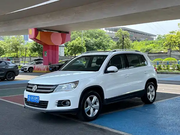 Volkswagen Tiguan 2012