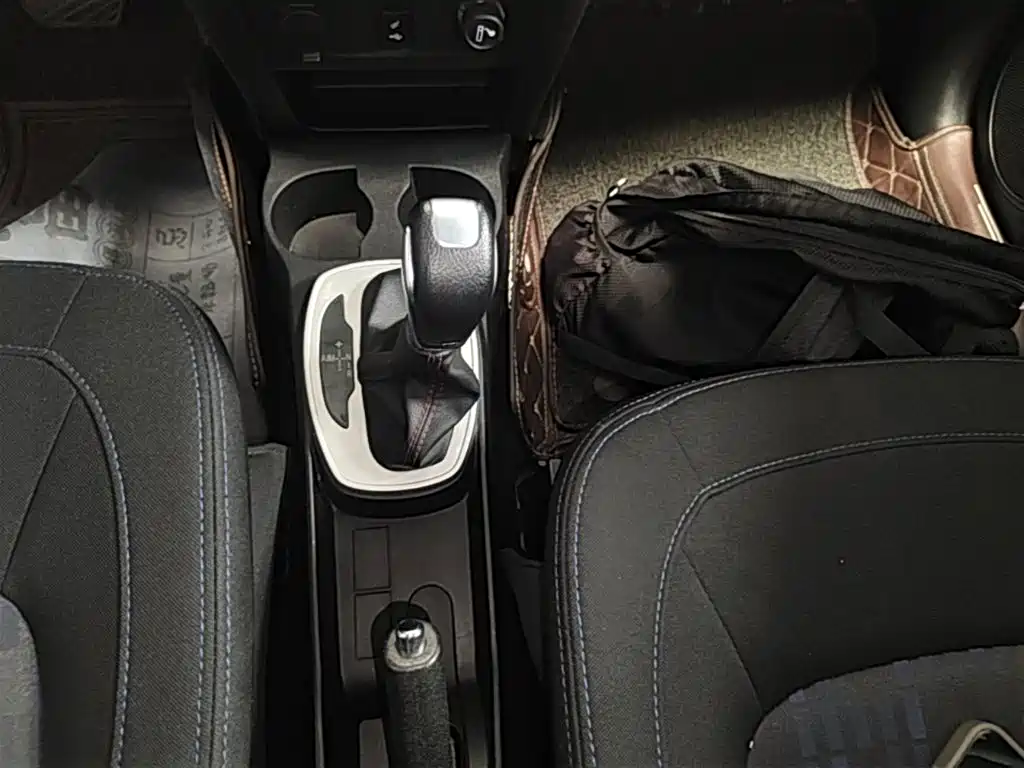 Haval H1 2016 — фото 10
