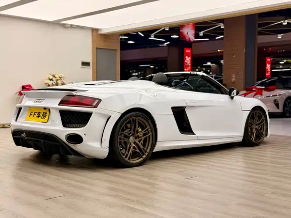 Audi R8 2012