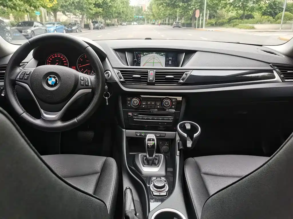 BMW X1 2016 — фото 20