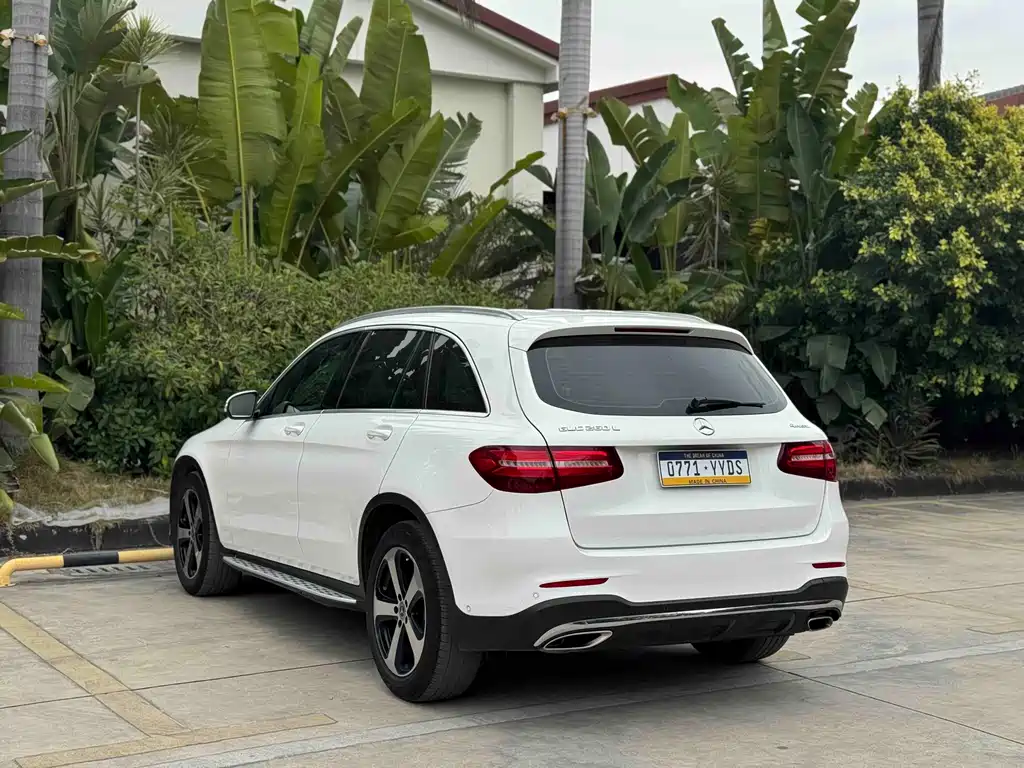 Mercedes-Benz GLC 2018 — фото 12