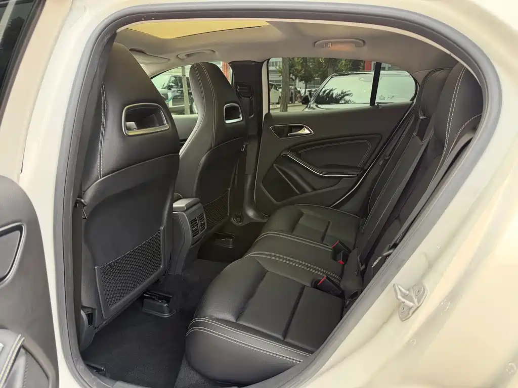Mercedes-Benz GLA 2017