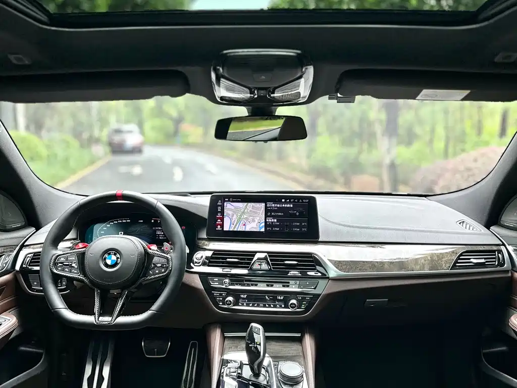 BMW 6 Series GT 2018 — фото 19