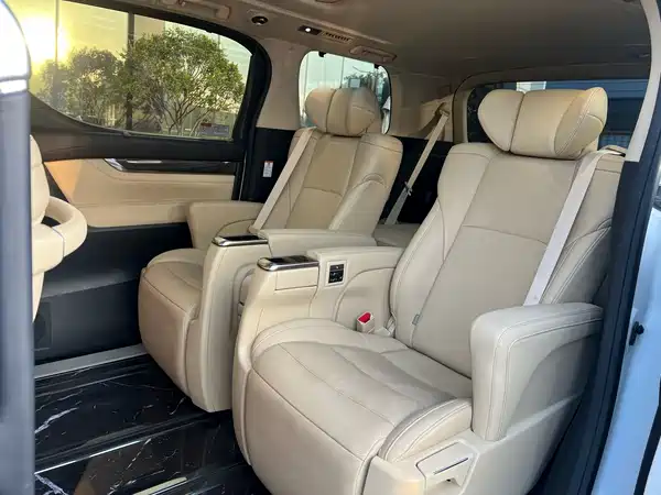Toyota Alphard 2018