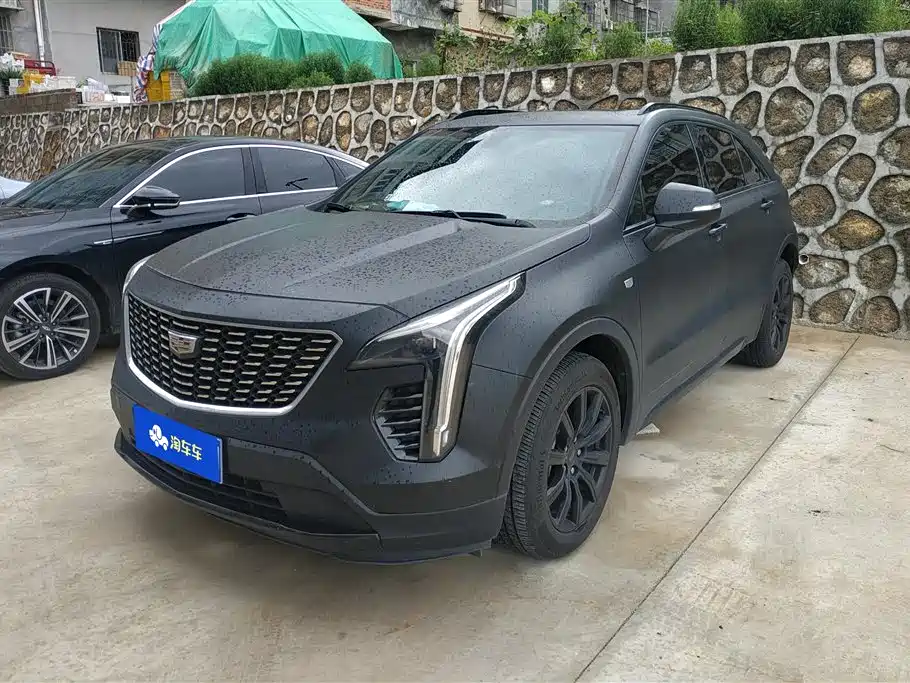 Cadillac XT4 2019 — фото 1