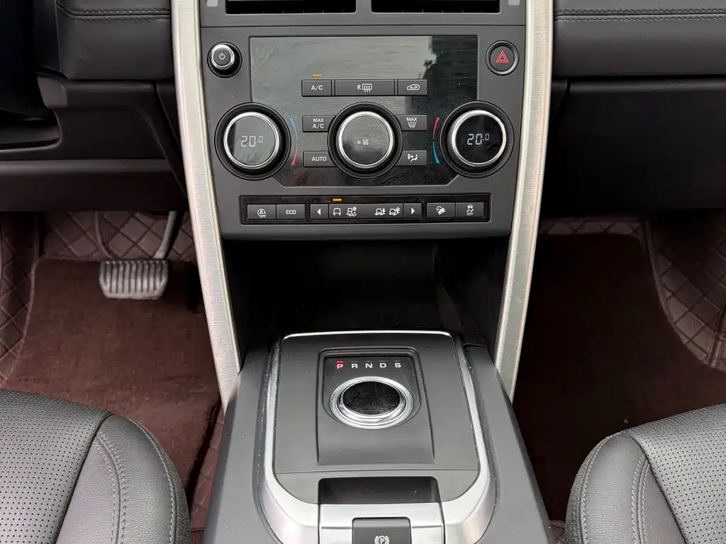 Land Rover Discovery Sport 2019 — фото 17