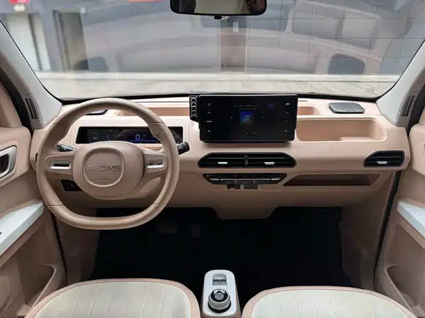 Geely Galaxy Panda 2024