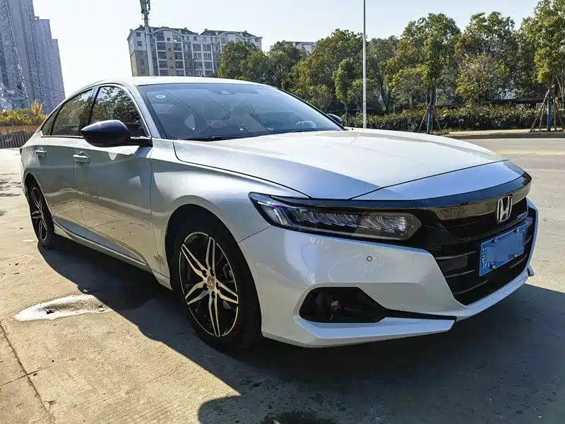Honda Accord 2022 — фото 3