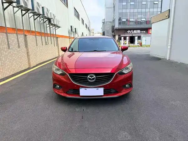 Mazda Atenza 2015