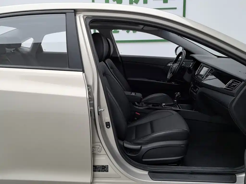 Hyundai Mistra 2016 — фото 23