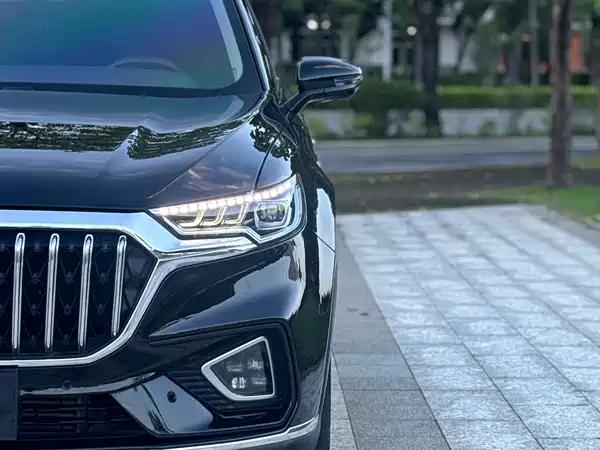 Hongqi HS5 2022
