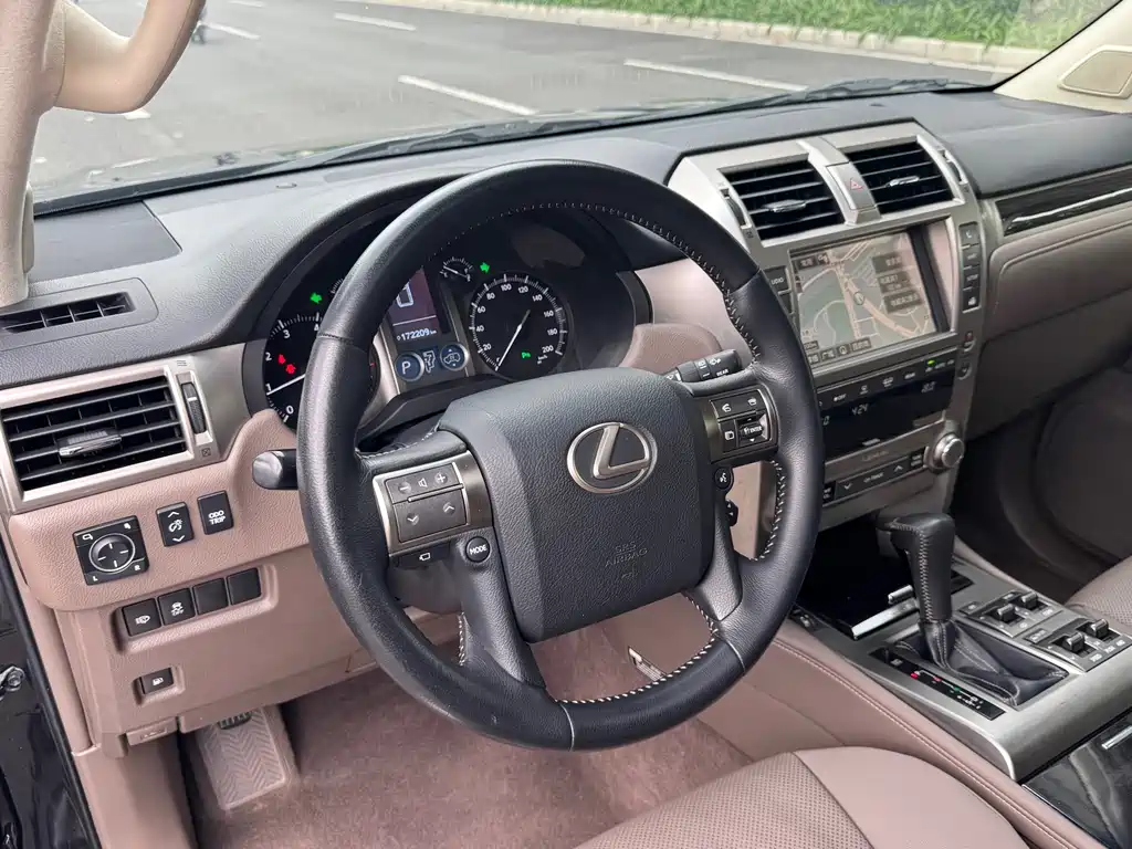 Lexus GX 2015 — фото 10