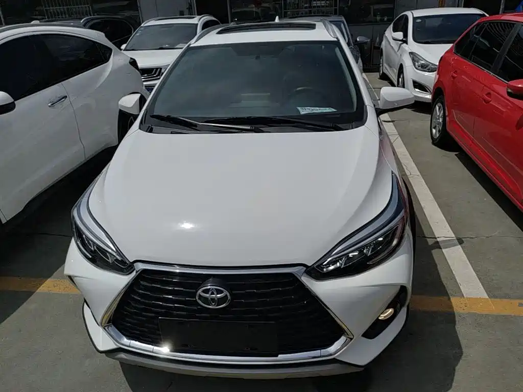 Toyota Yaris L 2020 — фото 3