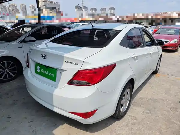 Hyundai Accent 2016