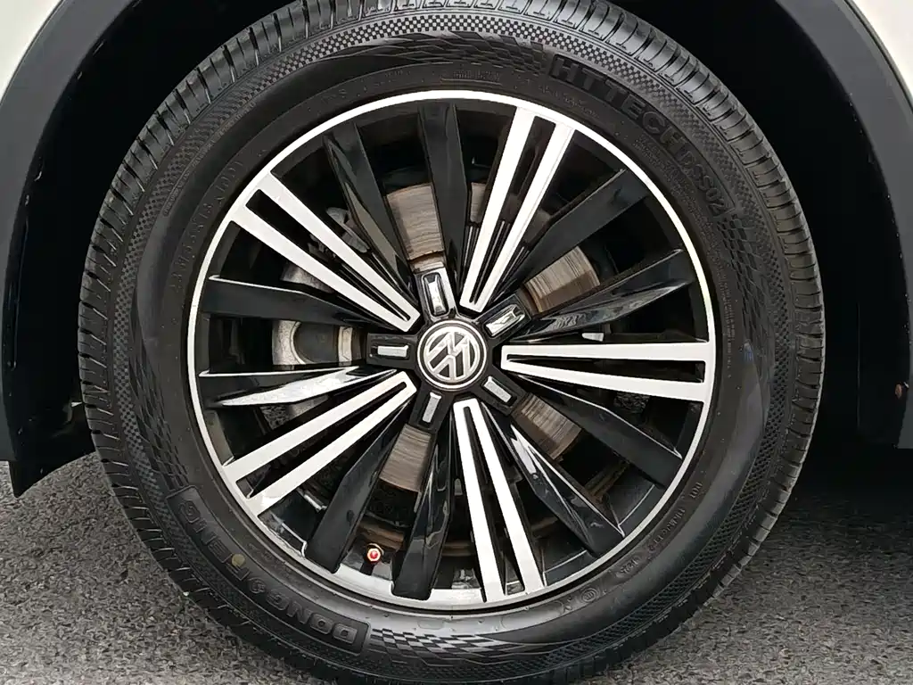 Volkswagen Tiguan L 2020 — фото 22
