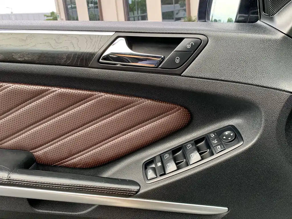 Mercedes-Benz GL-Class 2012 — фото 25