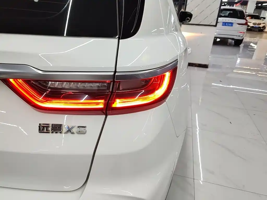 Geely Vision X6 2020 — фото 8