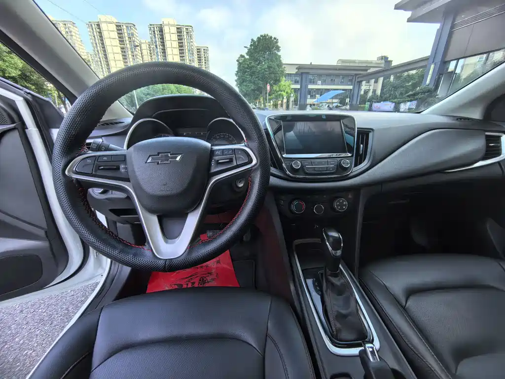 Chevrolet Monza 2019 — фото 10