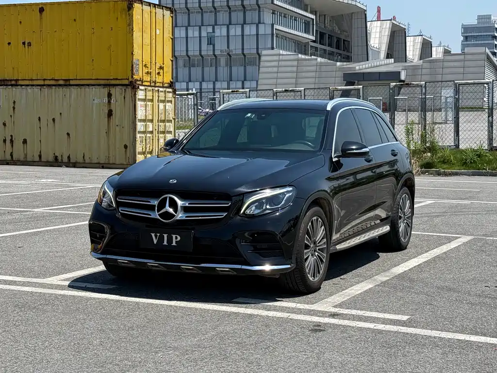 Mercedes-Benz GLC 2017 — фото 1