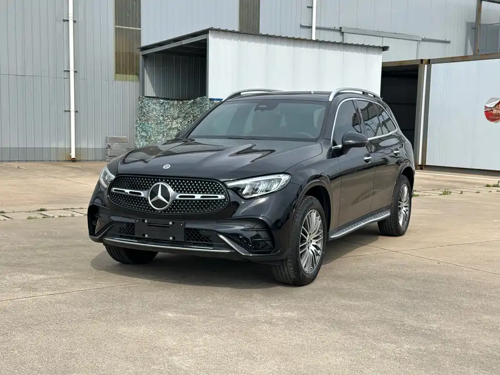 Mercedes-Benz GLC 2024 — фото 1