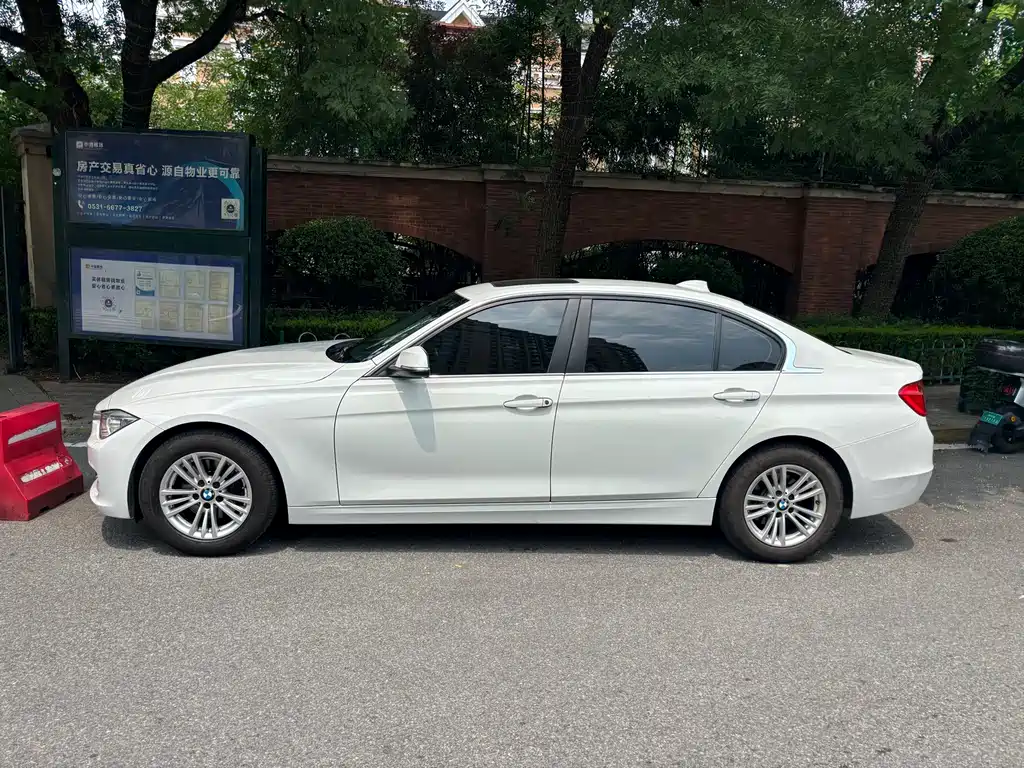 BMW 3 Series 2015