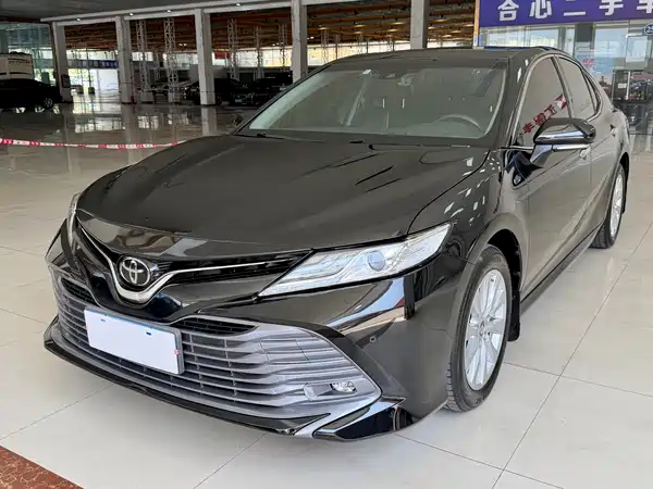 Toyota Camry 2021