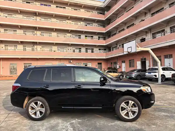 Toyota Highlander 2011