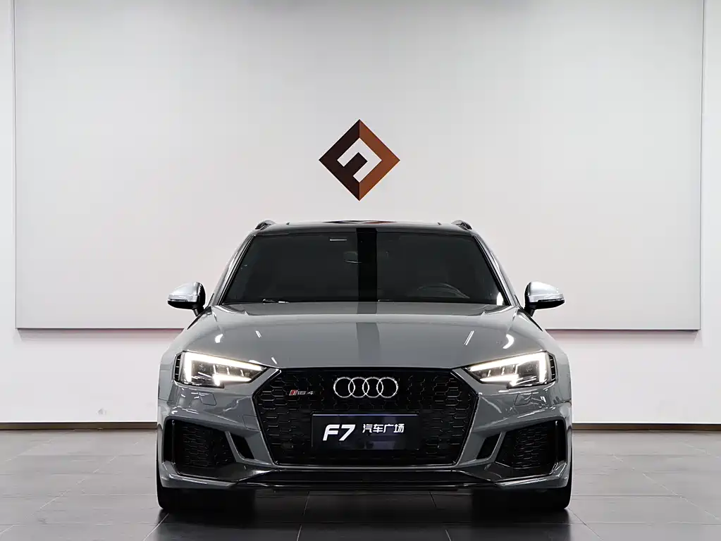Audi RS 4 2019 — фото 2