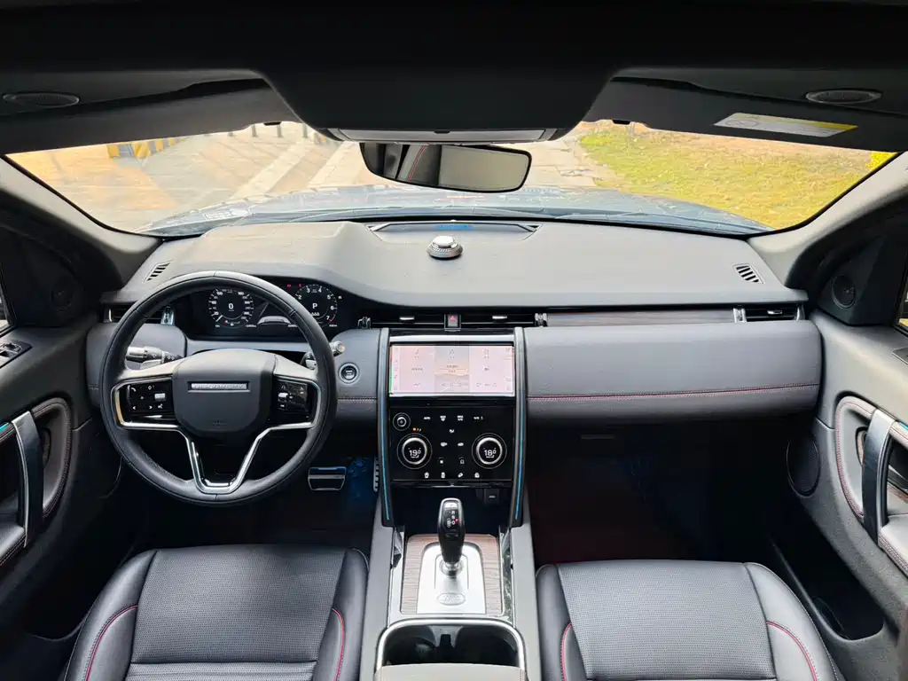 Land Rover Discovery Sport 2022 — фото 13