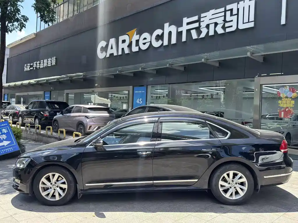 Volkswagen Passat 2012