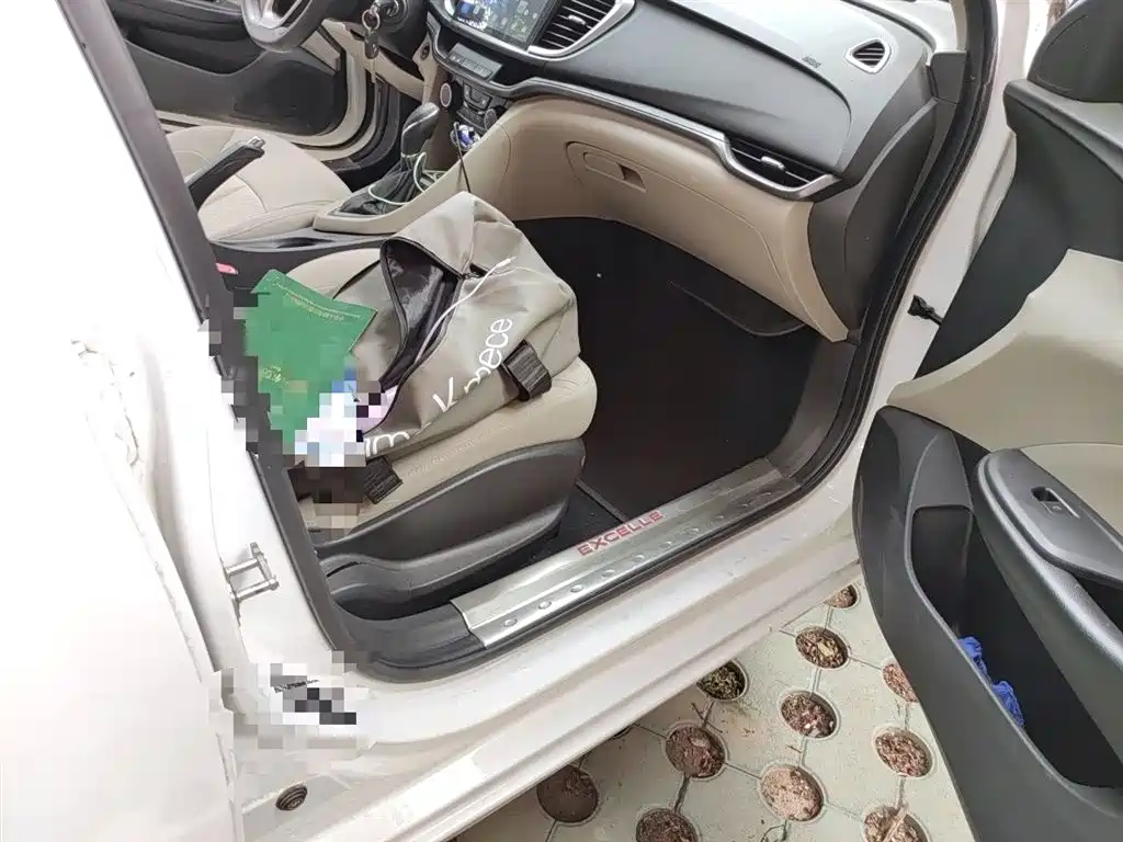Buick Excelle 2015 — фото 20