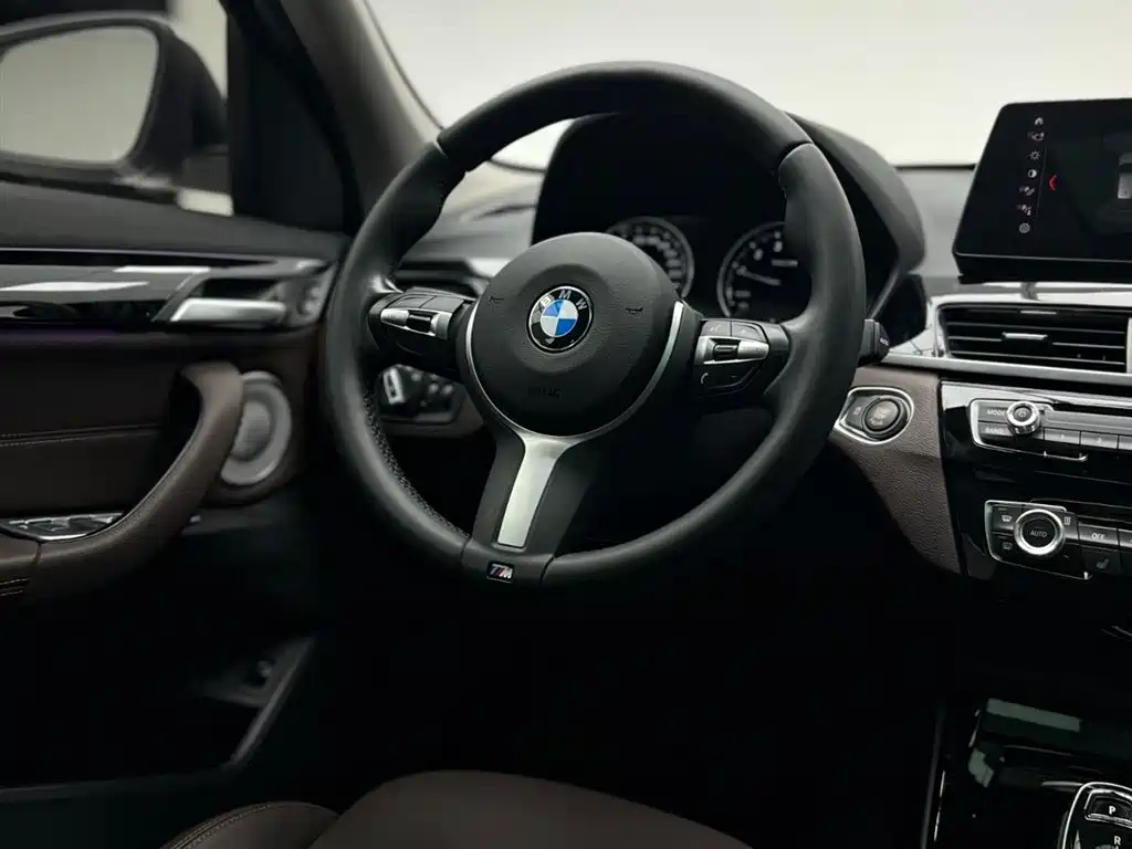 BMW X1 2022 — фото 16