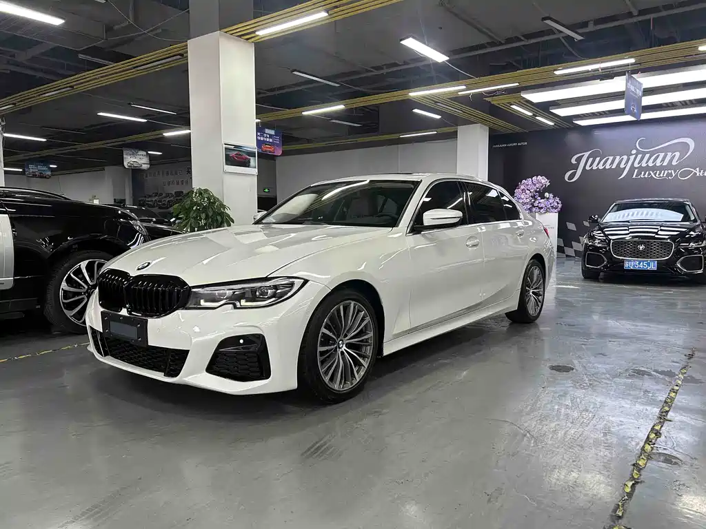 BMW 3 Series 2020 — фото 1