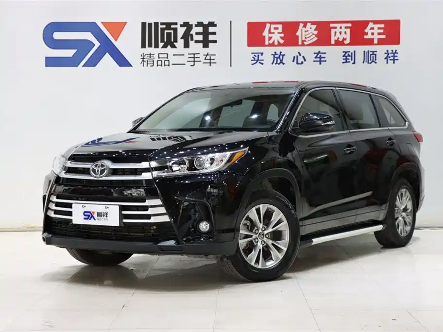 Toyota Highlander 2021 — фото 1