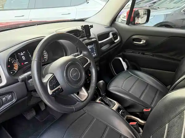 Jeep Freeman 2018