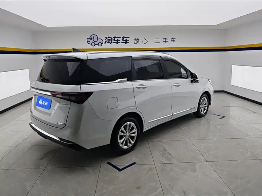 Wuling Jiachen 2022 — фото 3