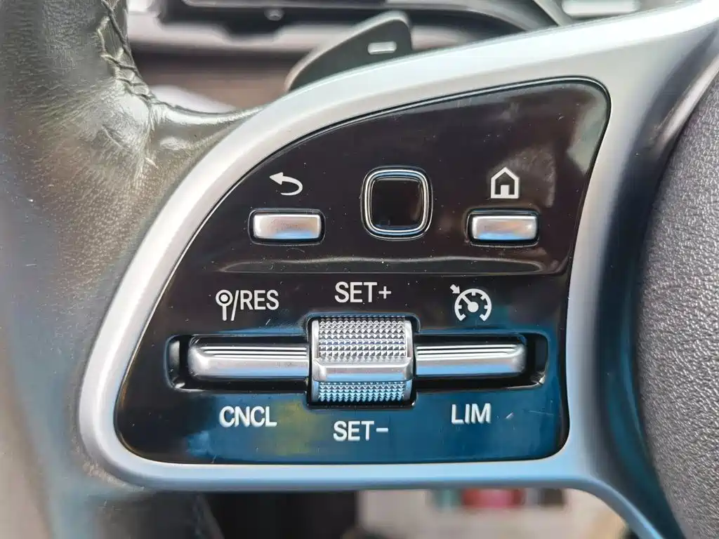 Mercedes-Benz GLE 2020 — фото 34