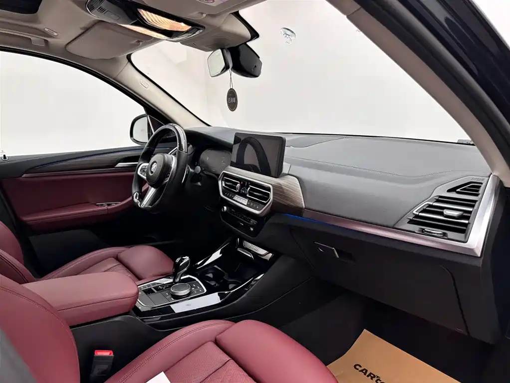 BMW X3 2022 — фото 11