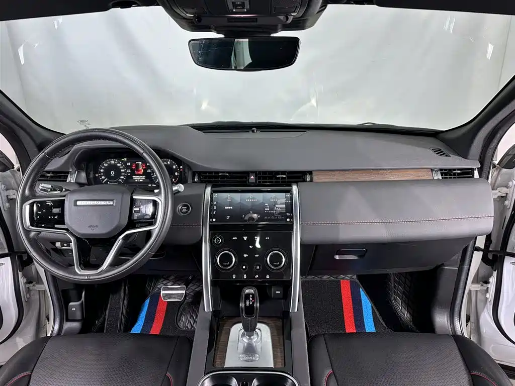 Land Rover Discovery Sport 2022 — фото 16