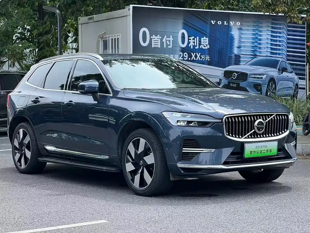 Volvo XC60 PHEV 2023 — фото 3