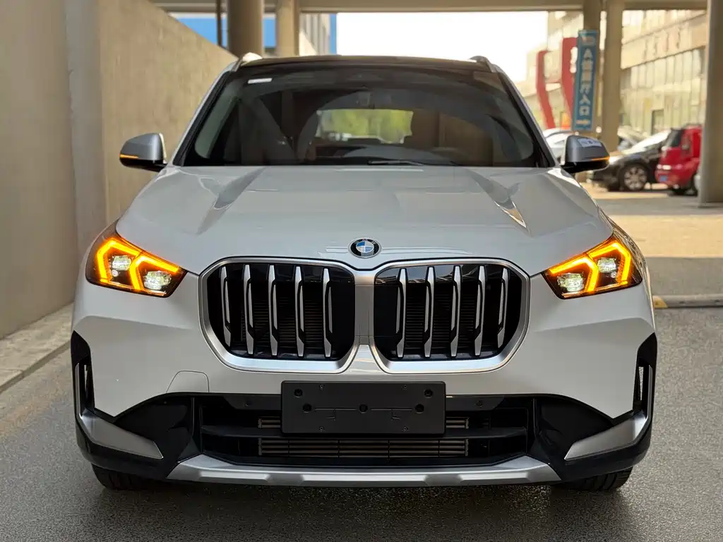 BMW X1 2023 — фото 2