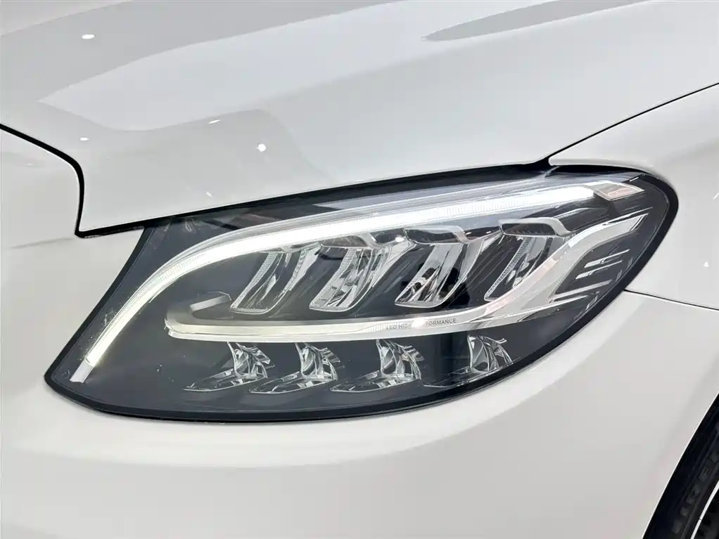 Mercedes-Benz C-Class 2020 — фото 21