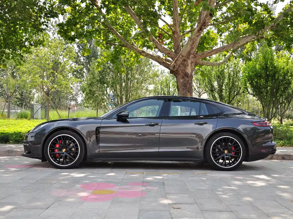 Porsche Panamera 2020 — фото 3