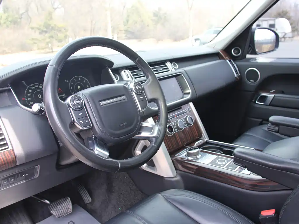 Land Rover Range Rover 2018 — фото 10