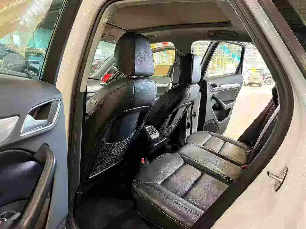 Audi Q3 2015